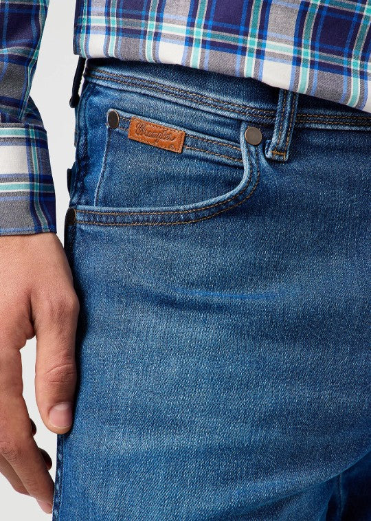 Wrangler 112364455 Texas Medium Stretch Straight Jeans in Verdant Tone