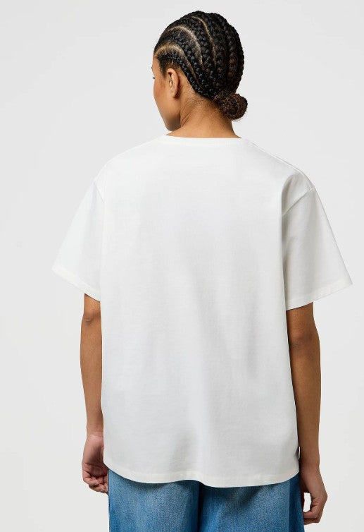 Wrangler Loose Girlfiend Tee in Worn White 112371080