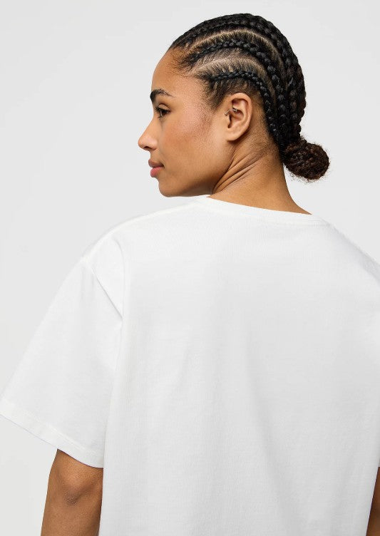Wrangler Loose Girlfiend Tee in Worn White 112371080