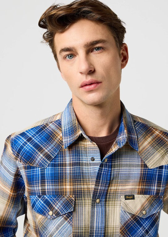 Wrangler Regular Western Indigo Shirt in Blue/Brown 112371431