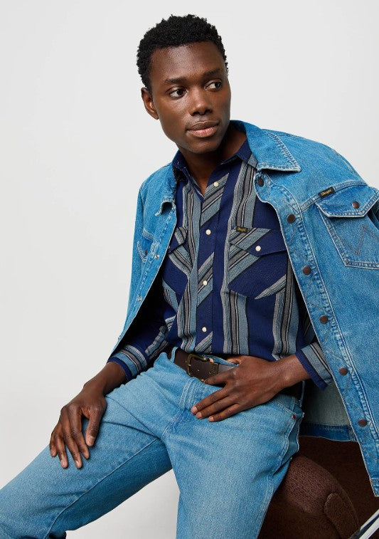 Wrangler Regular Western Indigo Shirt in Vintage Blue 112371432