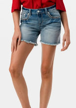 Load image into Gallery viewer, Grace Steer Head 3D Mid Rise Light Blue Shorts EH-S618
