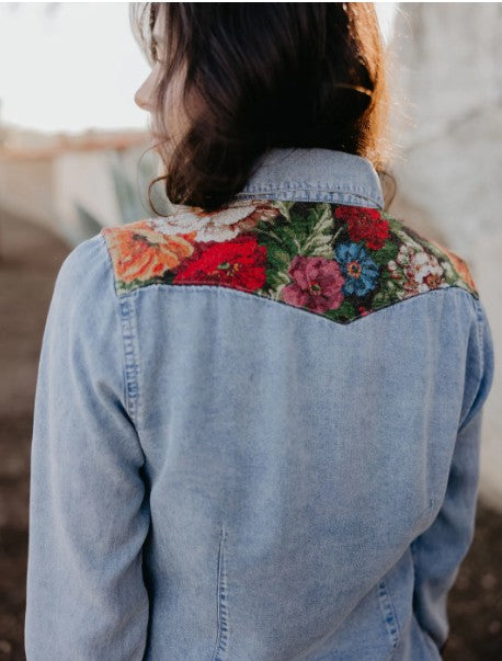 Rodeo Quincy Rosa Vaquera Button Up Blouse