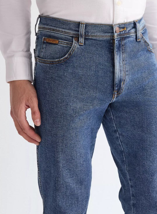 Wrangler W12133010 Texas Medium Stretch Straight Jeans in Stonewash