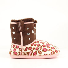 Load image into Gallery viewer, M&amp;F 5712602 Angie Leopard Boot Slippers
