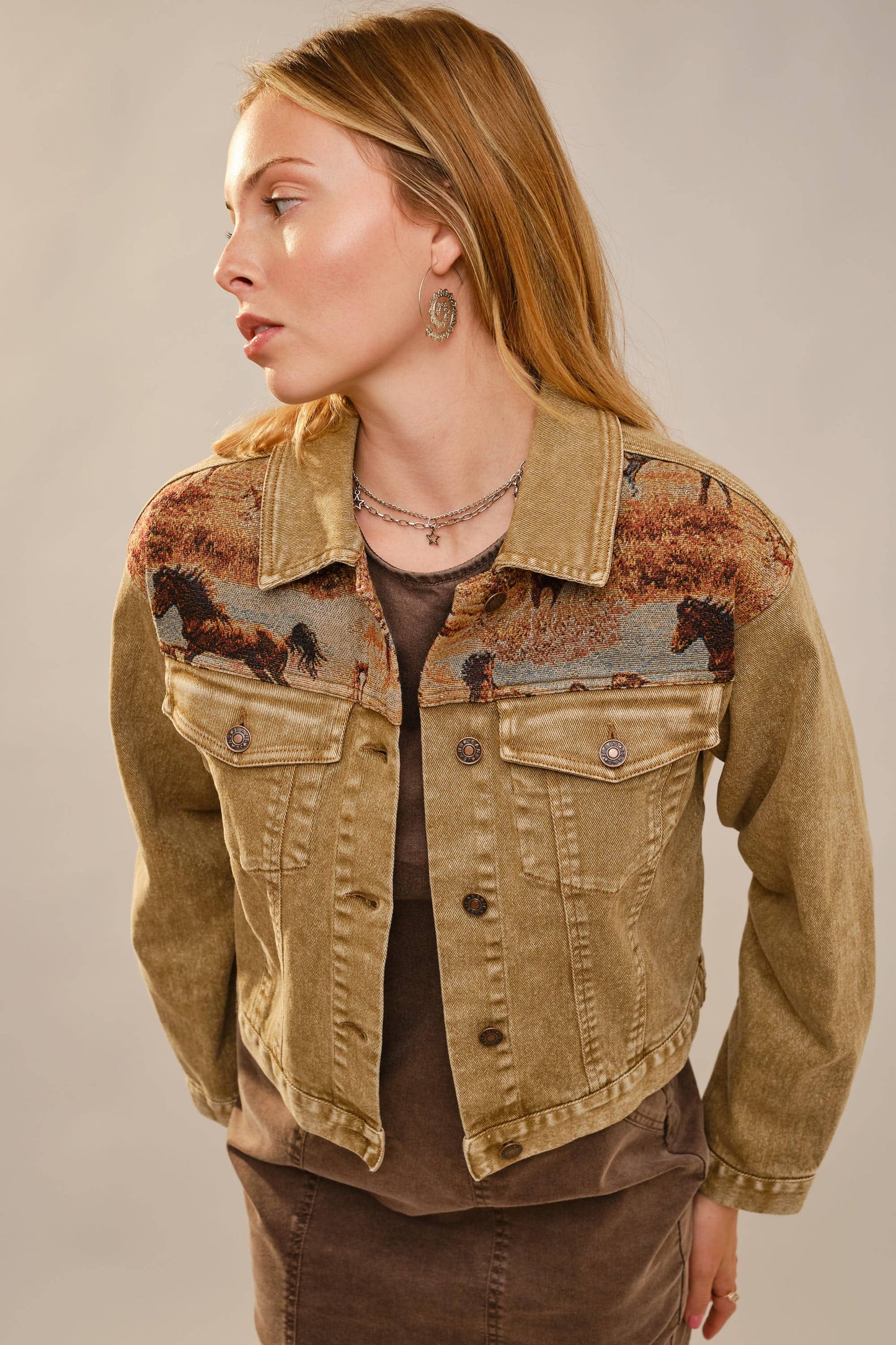 23723J - Western Tapestry Denim Jacket: WASHED BROWN