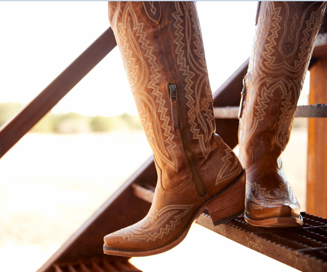 Ariat Ladies 10044481 Casanova X Toe Western Boot in Shades of Grain