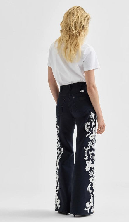 Wrangler Ladies 70's Flare Pant in Dark Navy 112371177 – Wild Wild