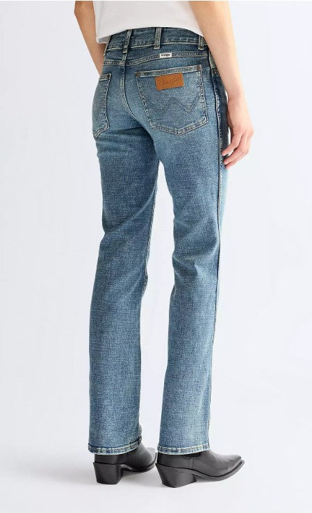 Wrangler Ladies Low Rise Bold Boot Jeans in Summit Shade 112371209