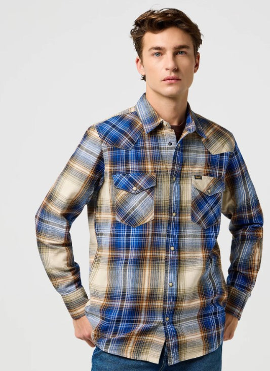 Wrangler Regular Western Indigo Shirt in Blue/Brown 112371431