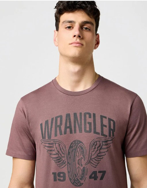 Wrangler Americana Tee in Peppercorn 112371476