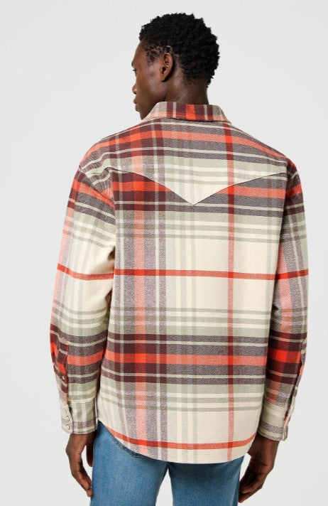 Wrangler Loose Western Shirt in Birch 112372459