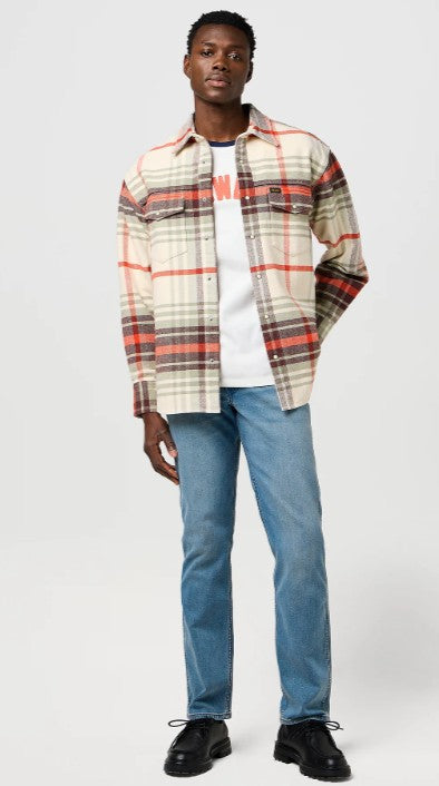 Wrangler Loose Western Shirt in Birch 112372459