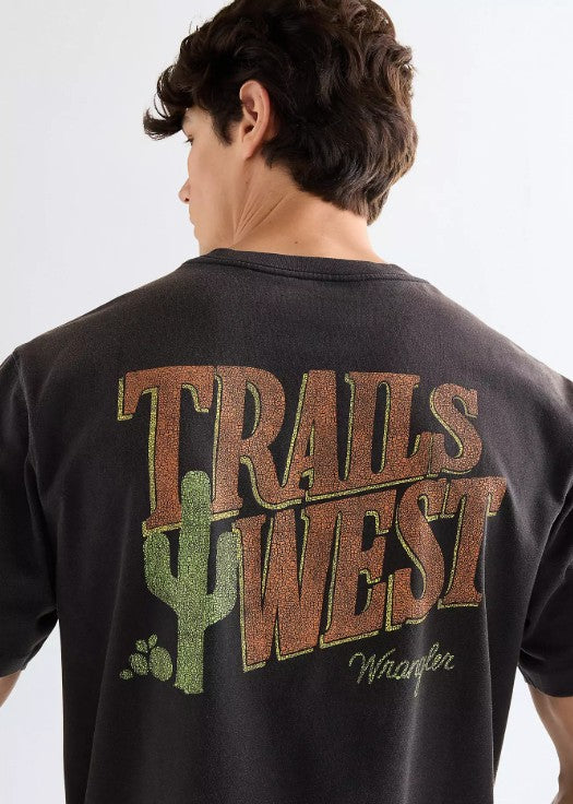 Wrangler Relaxed Graphic Tee in Black 112378003