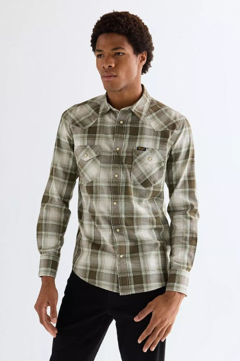 Wrangler Regular Western Shirt in Green Tan 112378078