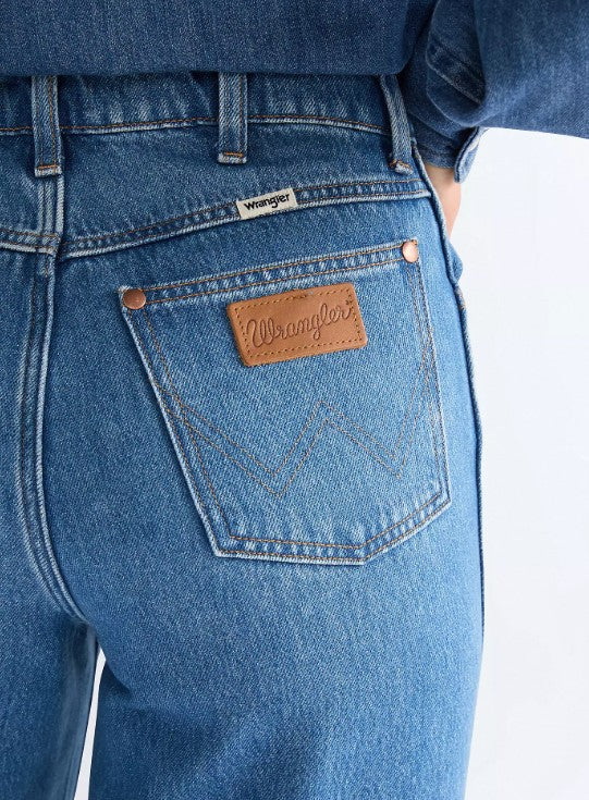 Wrangler Ladies Canyon Loose Jeans in Lasso Twlight 112378703