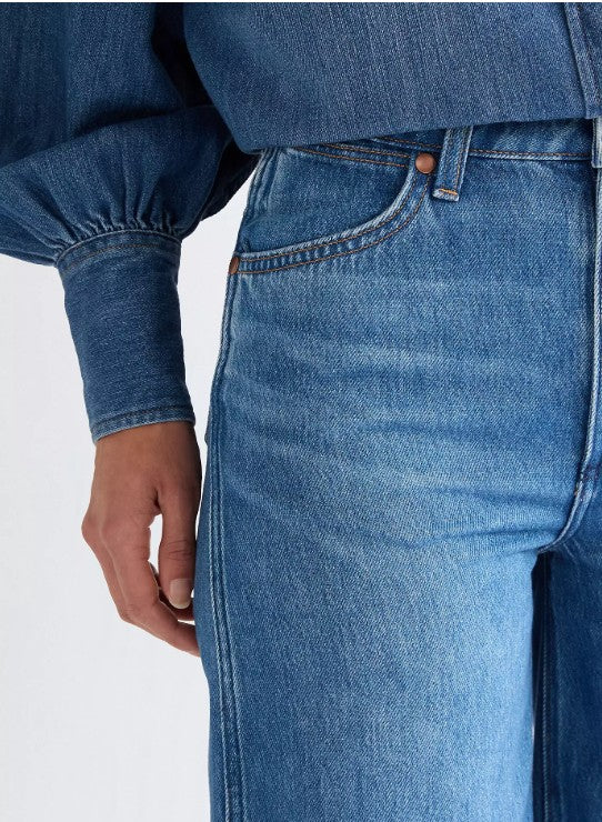 Wrangler Ladies Canyon Loose Jeans in Lasso Twlight 112378703