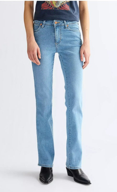 Wrangler Ladies Bootcut Jeans in Hazel 112378903