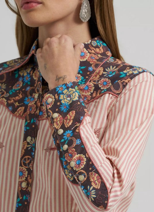 Wrangler x Lainey Wilson Praire Print Western Snap Shirt 112380528
