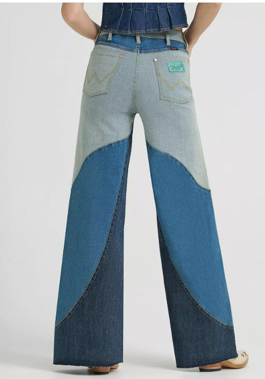 Wrangler Lainey Wilson X Groovy Wide Leg Jeans  112380533