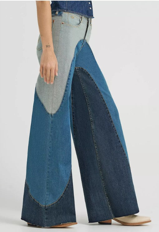 Wrangler Lainey Wilson X Groovy Wide Leg Jeans  112380533