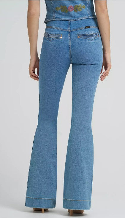 Wrangler Lainey Wilson X Pull on Flare 112380534