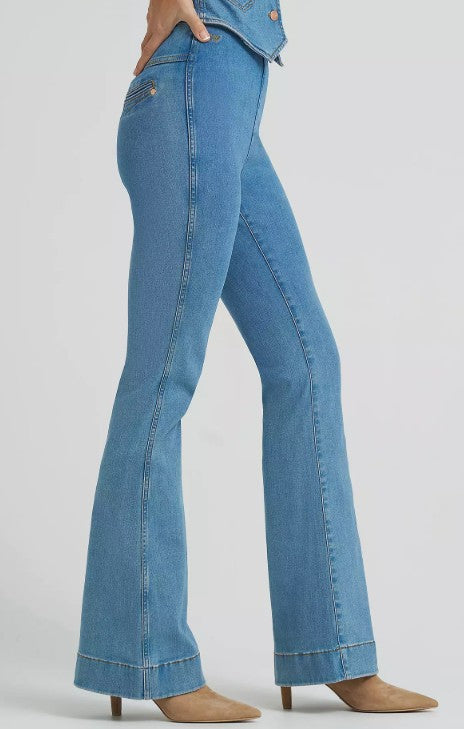 Wrangler Lainey Wilson X Pull on Flare 112380534