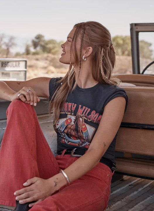 Wrangler Lainey Wilson X Wrangler Horse Cards Tee 112382390