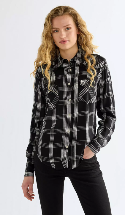 Wrangler 112386784 Ladies Slim Western Shirt in Black