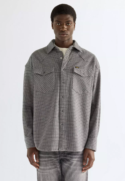 Wrangler 112387000 Oversized Western Shirt in Black Heather