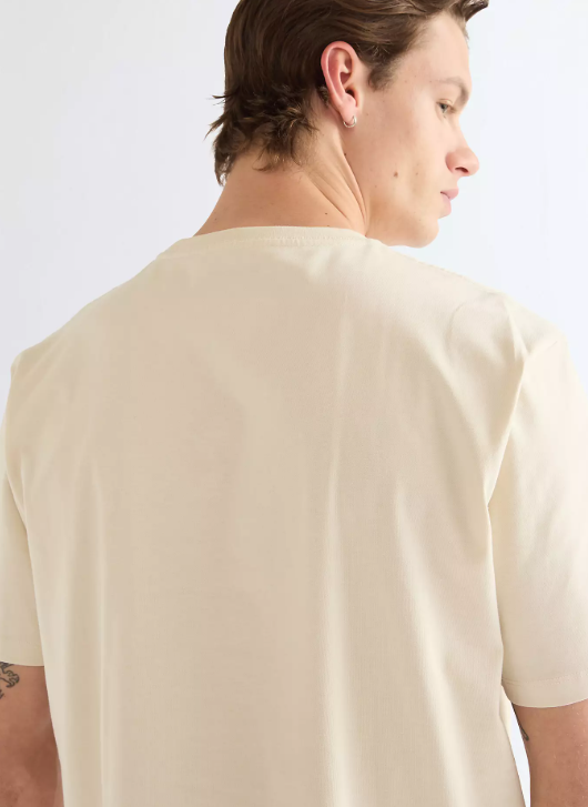 Wrangler 112387030 Regular Small Graphic Tee in Almond Milk