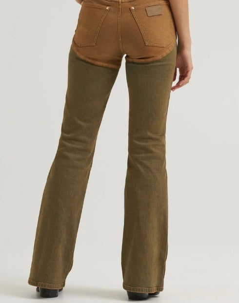 Wrangler 112388932 Lainey Wilson Chapped Flares in Brown