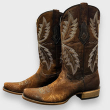 Load image into Gallery viewer, C4023 Mens Chocolate Lamb Narrow Square Toe Cowboy Boots
