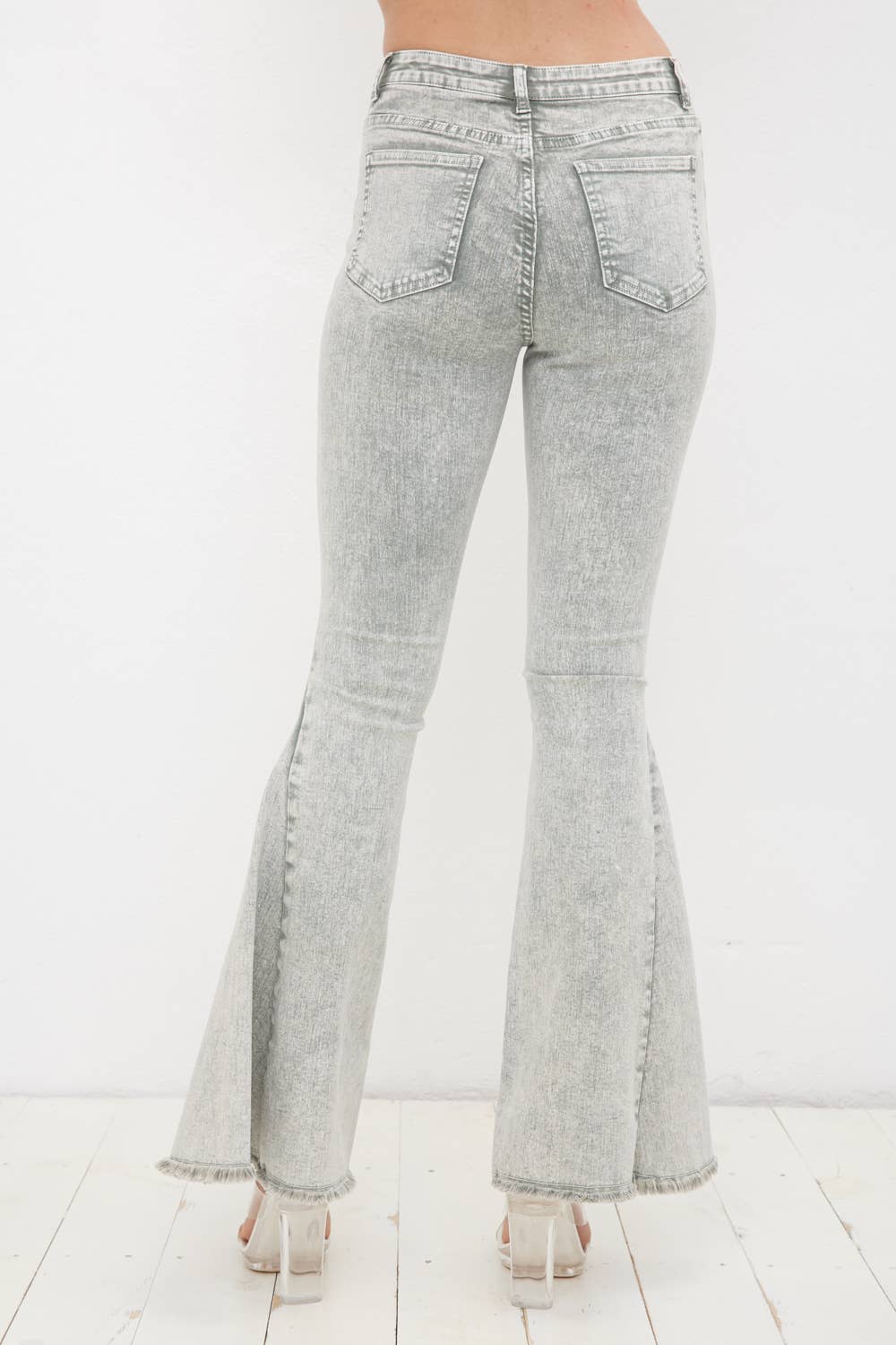 17347P - Garment Washed Vintage Distressed Bell Sleeve Denim: LIGHT OLIVE