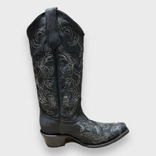 Load image into Gallery viewer, Circle G by Corral Ladies Western Inlay Snip Toe Boots in Black/Grey L6033
