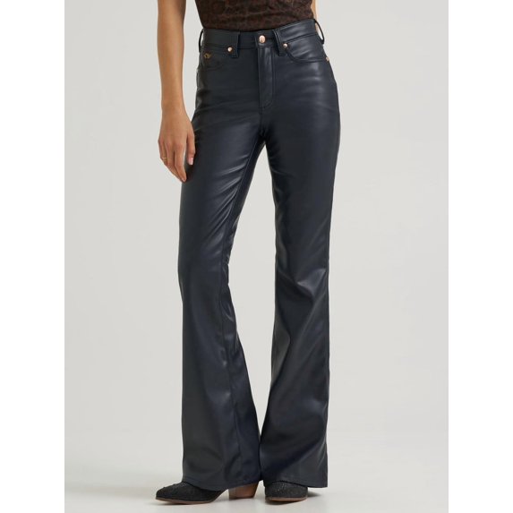 Wrangler 112390309 Lainey Wilson Flare Onyx Faux Leather