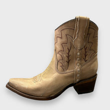 Load image into Gallery viewer, Circle G by Corral Ladies Western Ankle Boots in Sand L6098
