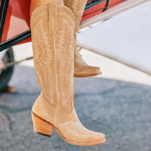 Ariat Ladies 10053650 Casanova X Toe Western Boot in Truly Taupe