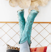 Load image into Gallery viewer, Lane Boots LB0469B-050  Cossette Boot in Turquoise Blaze
