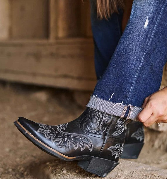 Durango DRD0491 Shyloh Womens Pony Boots in Black Onyx