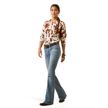 Load image into Gallery viewer, Ariat Ladies 10045360 R.E.AL Perfect Rise Arrow Fit Penelope Boot Cut Jeans in Oklahoma
