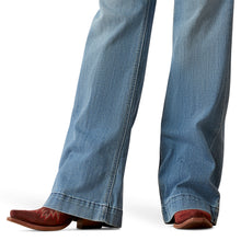 Load image into Gallery viewer, Ariat Ladies 10045402 Perfect Rise Milli Jeans in Tennessee
