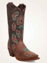 Load image into Gallery viewer, Laredo The Filly 20006 in Brown Ladies Cowboy Boots
