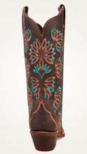Load image into Gallery viewer, Laredo The Filly 20006 in Brown Ladies Cowboy Boots
