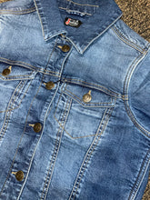 Load image into Gallery viewer, Justin Brands Ladies Cotton Denim Jacket J-2296
