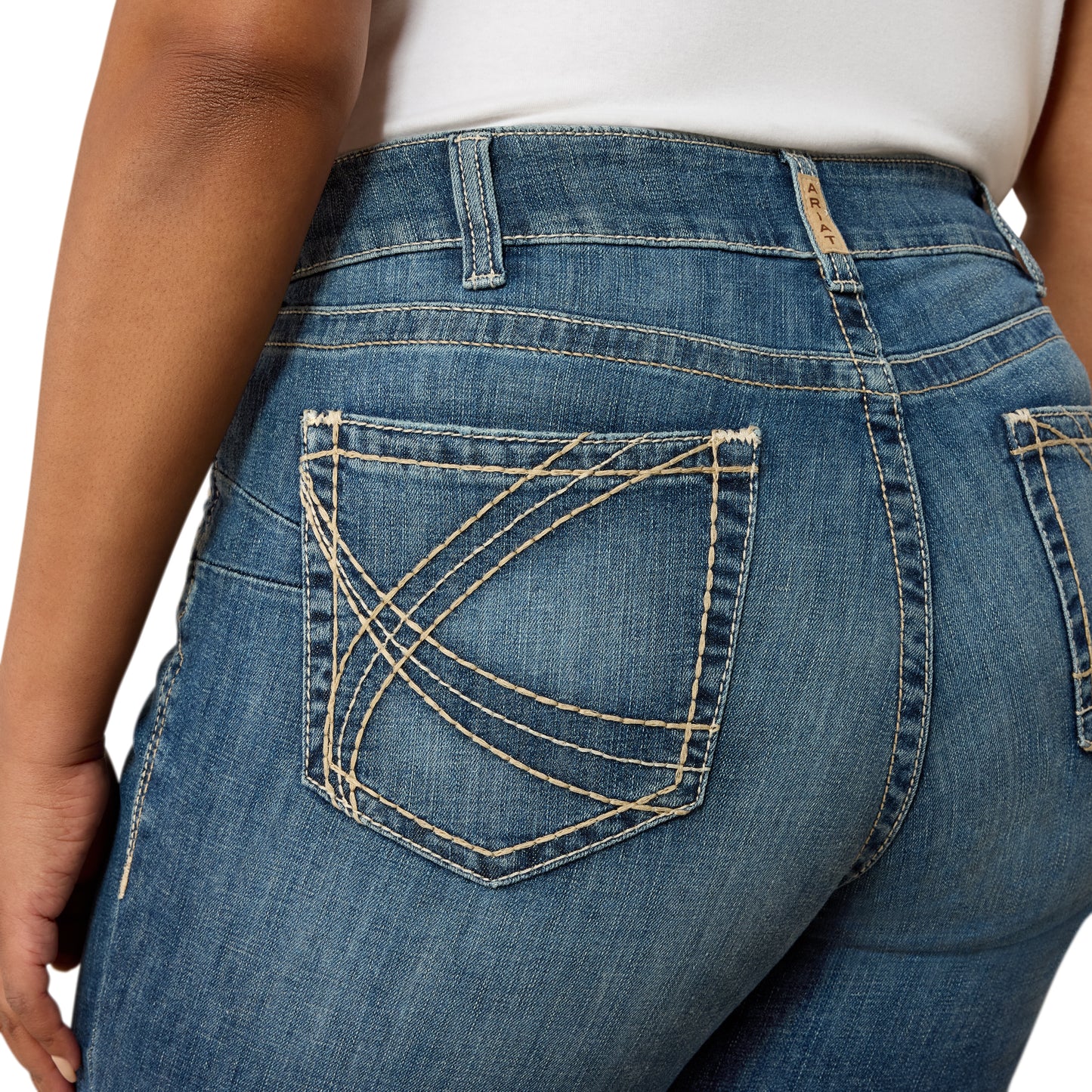 Ariat Ladies 10072960 Mid Rise Estelle Straight Leg Jeans