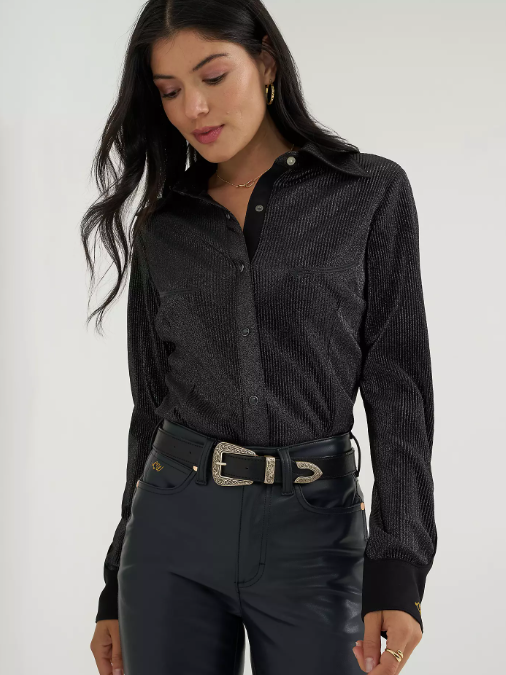 Wrangler 112390314 Lainey Wilson X Wrangler Shimmer Lainey Top