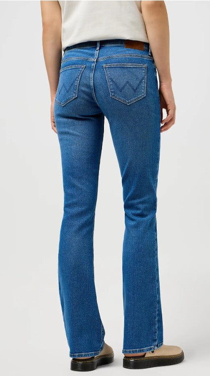 Wrangler Ladies Bootcut Jeans in Raven W28B4736Y