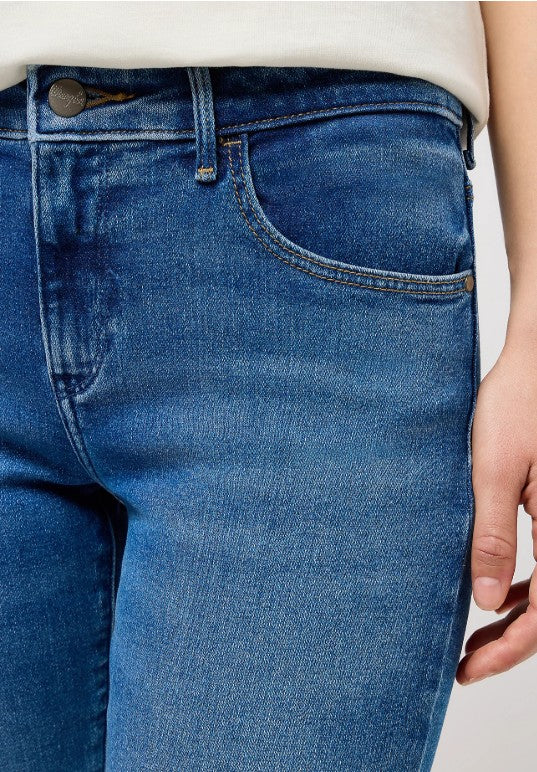 Wrangler Ladies Bootcut Jeans in Raven W28B4736Y
