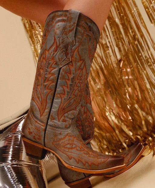 Corral Z5345 Ladies Embroidery Vintage Worn Turquoise Cowboy Boots